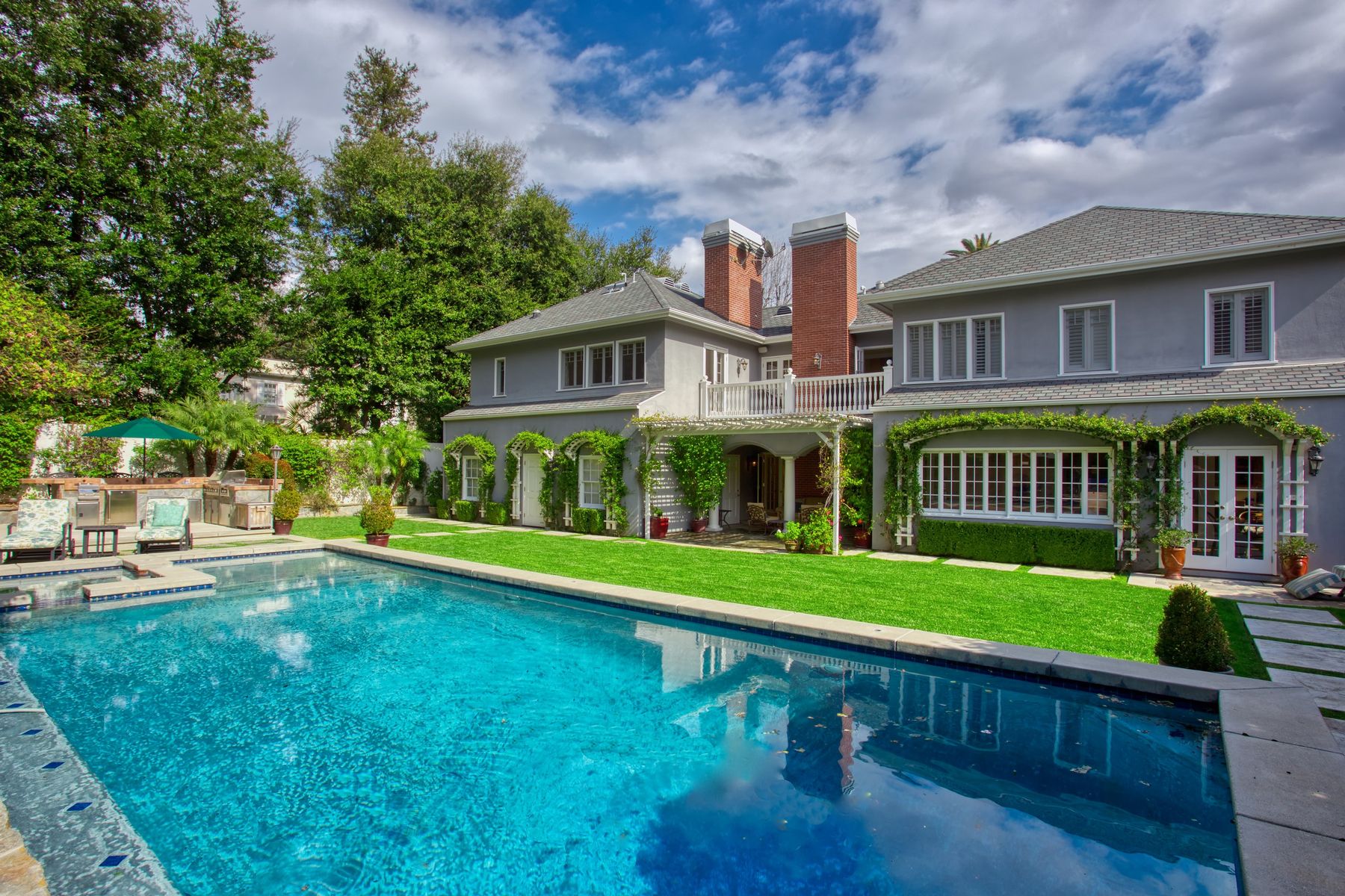 Vince Ferragamo HelpVet